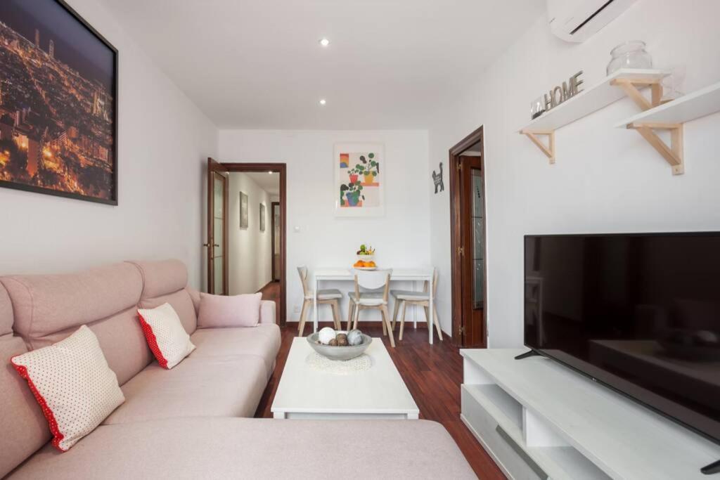 Habitaciones Camp Nou Apartment L'Hospitalet de Llobregat Exteriér fotografie
